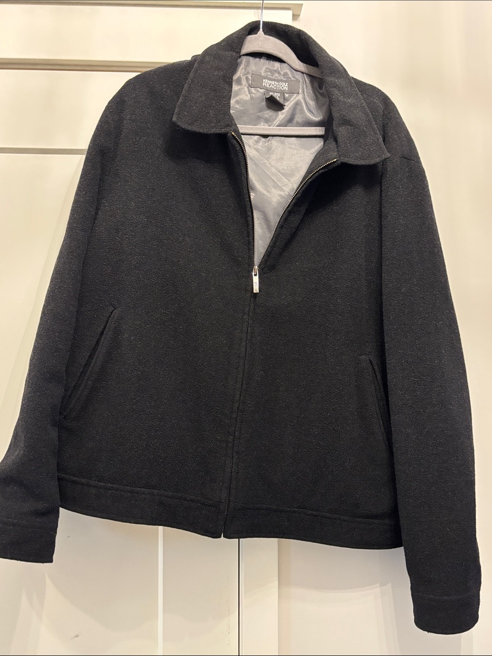 Kenneth Cole Reaction Men's Black Zip Jacket with Collar